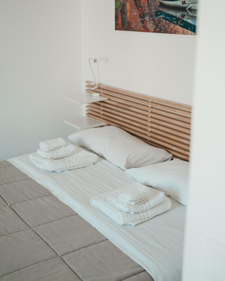 Dimora Mariu Bed & Breakfast Taranto Exterior photo