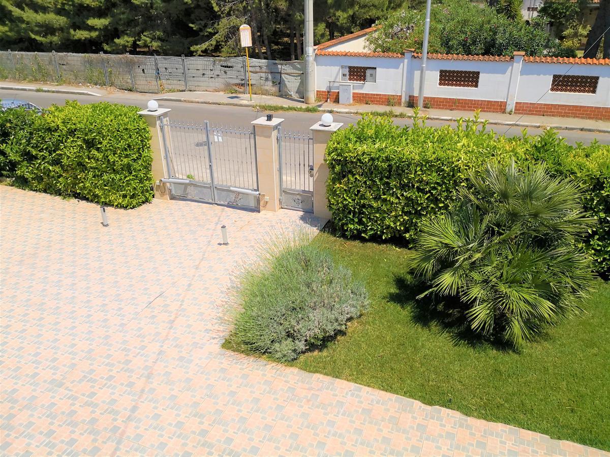 Dimora Mariu Bed & Breakfast Taranto Exterior photo