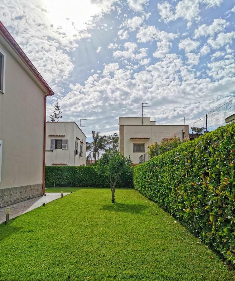 Dimora Mariu Bed & Breakfast Taranto Exterior photo
